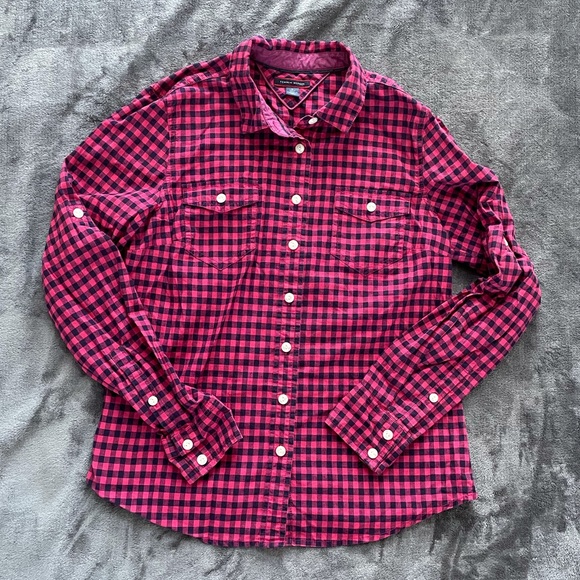 Tommy Hilfiger Pink/navy checkered button down - Picture 1 of 2